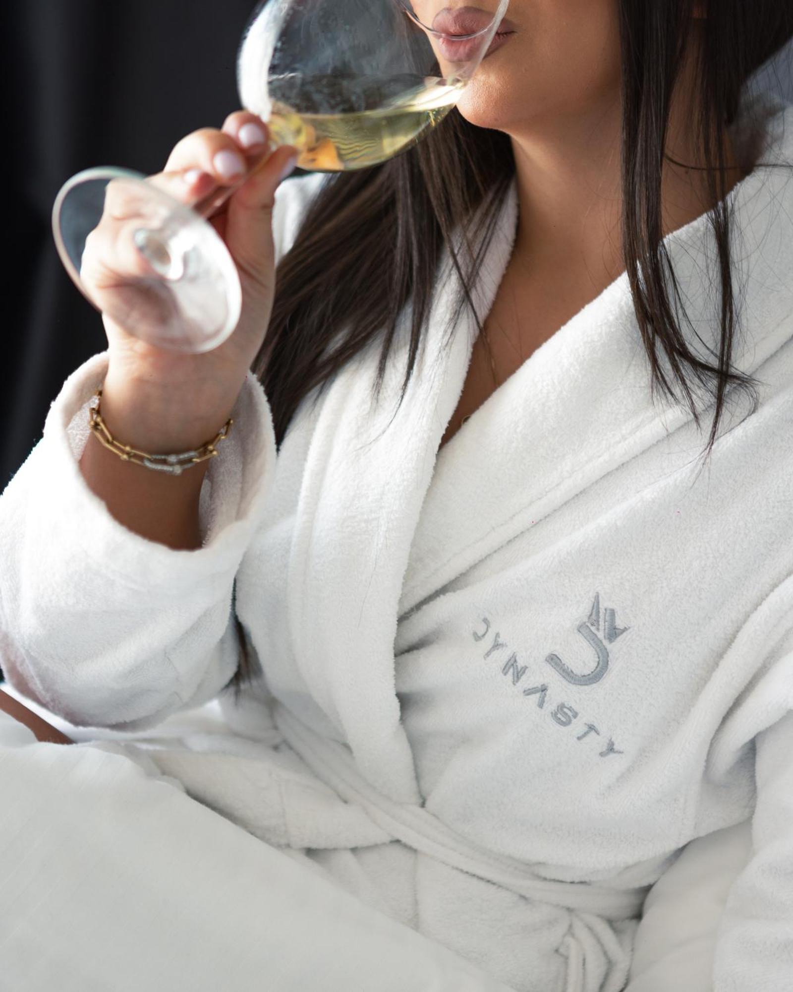 Dynasty Hotel & Spa 耶烈万 外观 照片